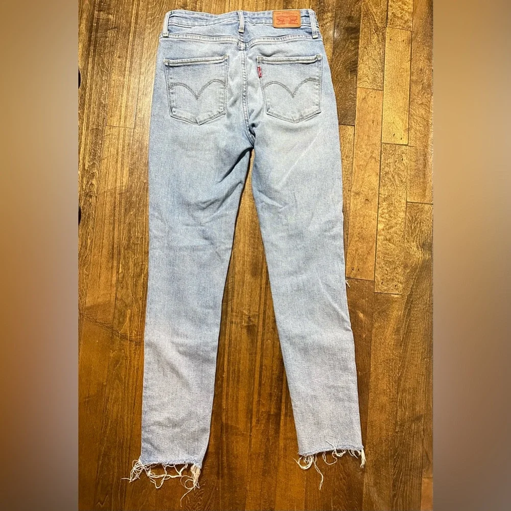 Levis Womens 721‎ High Rise Skinny Jeans Distressed Light Wash Size 25